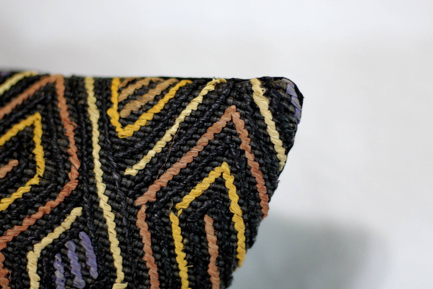 Taie d'oreiller en tissu Kuba africain authentique Showa 20 × 19". Rafia congolais Art africain Cadeaux de Noël Décoration maison/bureau, expédition express.