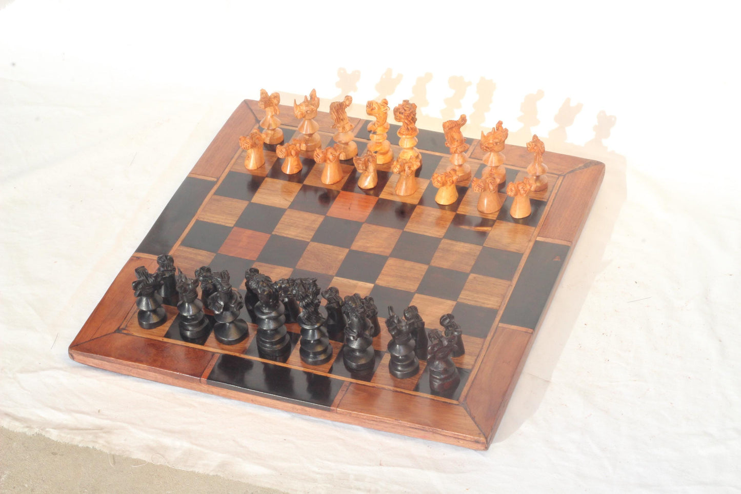 Minimalist Ebony and Mukwa Wood Chessboard with African big Five Animals pieces. Board games Art gifts, shipping Express from South Africa.