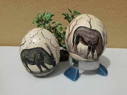 SCRIMSHAW  Oryx  (Gemsbok) Carved Ostrich Egg with burnt Amber paint, Ostrich Egg Art, Wildlife Carved Egg. Decorative Ostrich Egg Art. Gift