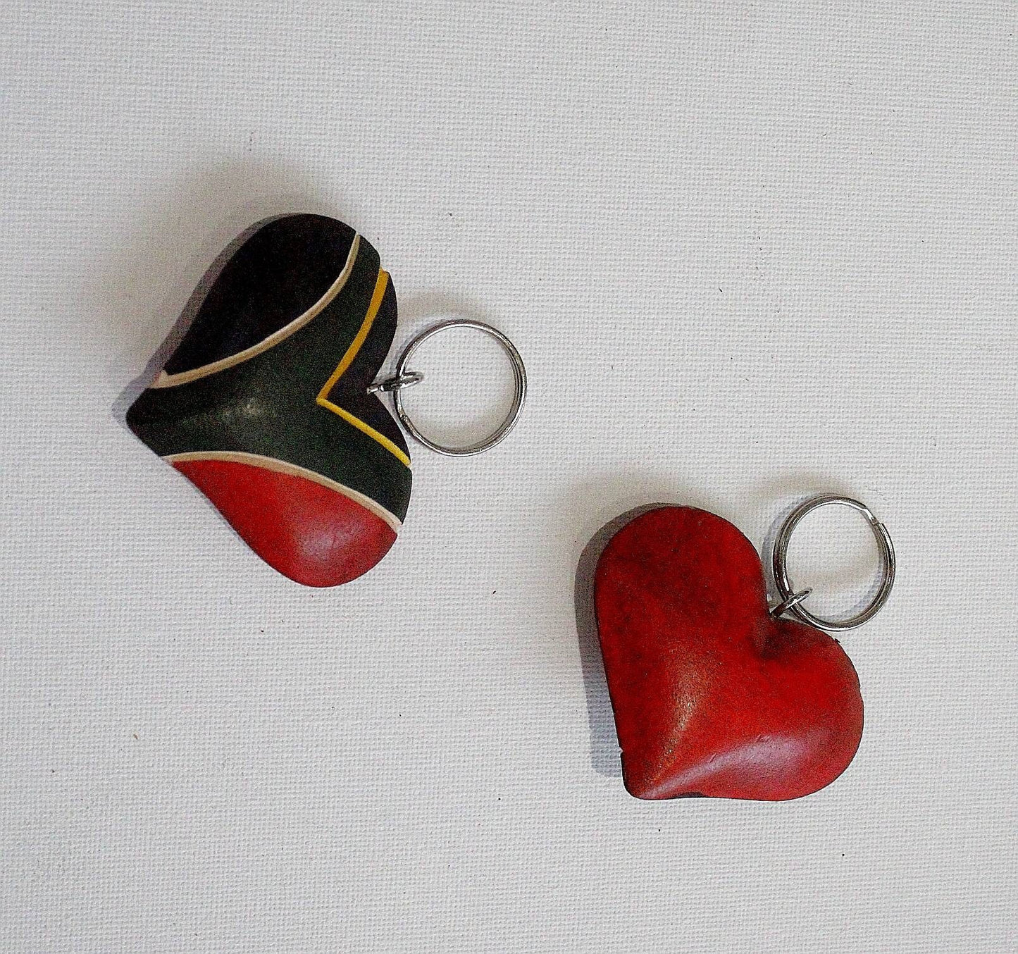 Set of 5, 3D Heart shaped Carved Wood Zipper Charms. Handmade painted key holder from Cape Town. South African Flag, Theme party gifts