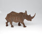2 x Nashornskulptur aus geschnitztem Eisenholz, poliertes dunkelbraunes afrikanisches Innendekor. Handgefertigte Tierfiguren. Tischdeko, Safari-Tierkunst