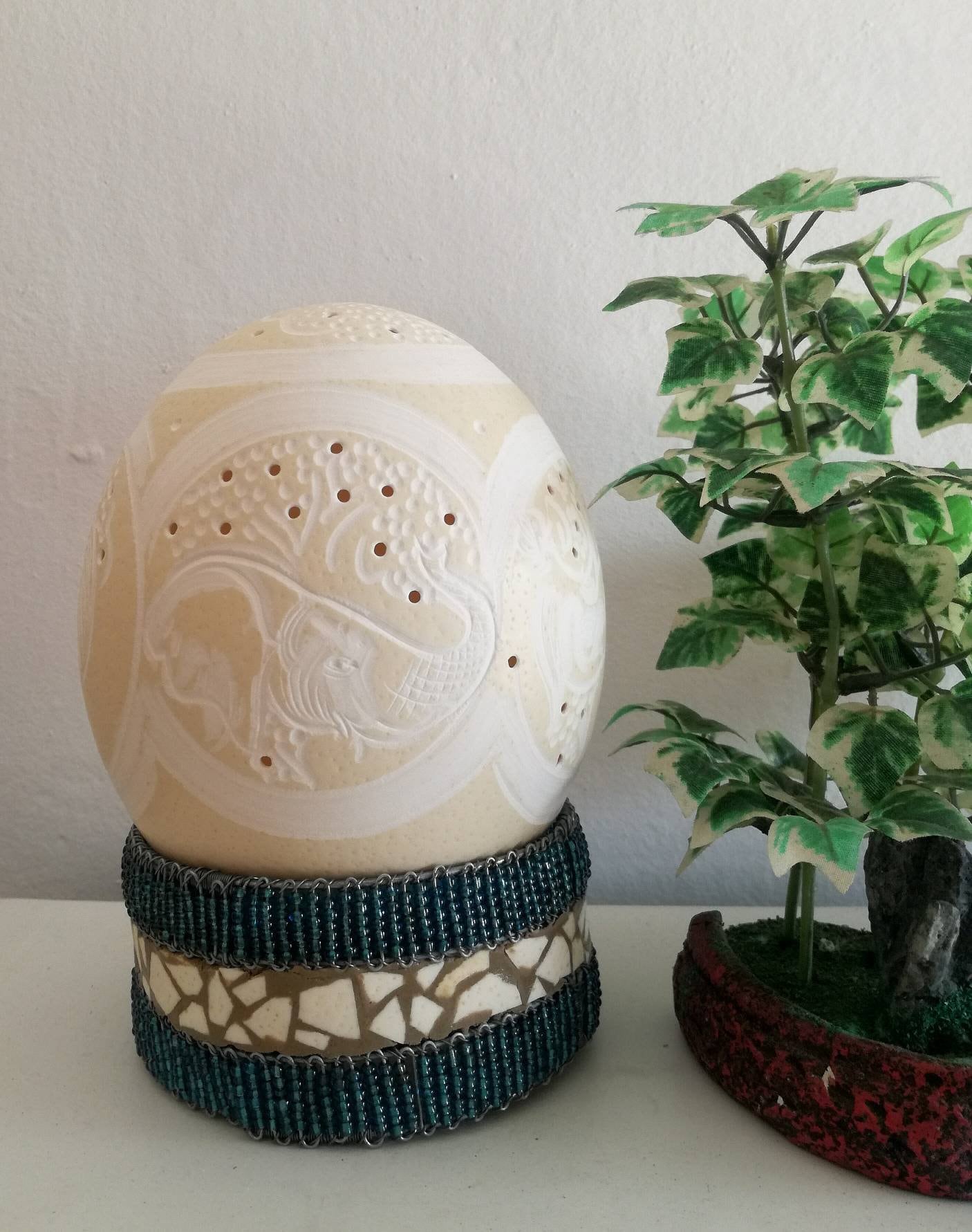 Carved African Big Five heads Ostrich Egg lampshade. Lion, Cheetah, Rhino, Buffalo, Elephant heads in circles on Authentic Ostrich Egg Shell