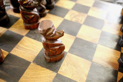 African Wood Carved Chess Board. Ebony and Iron Wood mix with Big Five Animals Carving Around. Decorative Gaming Boards. Black Brown Pieces