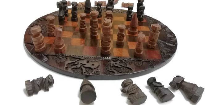 African Wood Carved Chess Board. Ebony and Iron Wood mix with Big Five Animals Carving Around. Decorative Gaming Boards. Black Brown Pieces