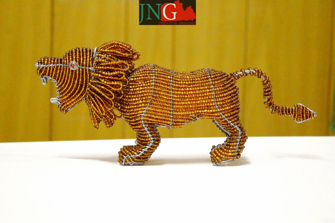 Male Lion beads and wire Animal sculpture. King of Jungle table decor figurines. Unique South African Beaded animals display/gifts items.