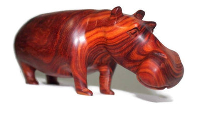 Sculptures d'hippopotames en bois de teck. Figurines réalistes de style zambien expédiées dans le monde entier depuis Cape Town, Afrique du Sud. Articles cadeaux uniques