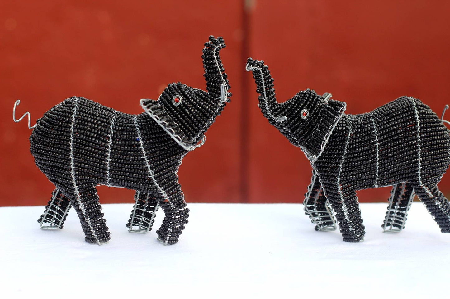 2 x Beads and wire Elephant, Beaded African animals decor, gifts from South Africa. 3D table display interior decor. Big Five Figurines