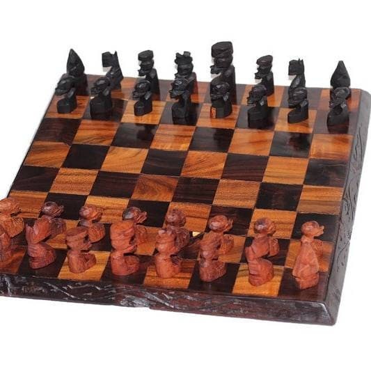 Malawian handcarved mix of Ebony and Mahogany Wood Chess Set. 29x29cm board game to give as gift to loved ones. Express Shipping Worldwide