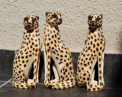 Family / Coalition of 3 Seating Cheetah Figurines. Jacaranda wood spotted hand carved Sculptures. African art Safari Decor. Express Shipping