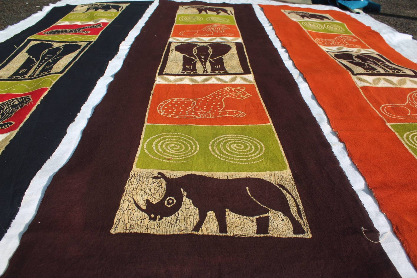 African Big Five themed Zimbabwean Batik table throw. Office Wall Decor Art. Wall art / Table Decor Handmade African Paintings Gifts.