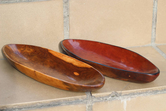 Set of 2 Beautiful Wood grain Bowls. 1 Made from ironwood, 1 made from Teak wood. African table centerpieces. Mozambique handmade Art Decor