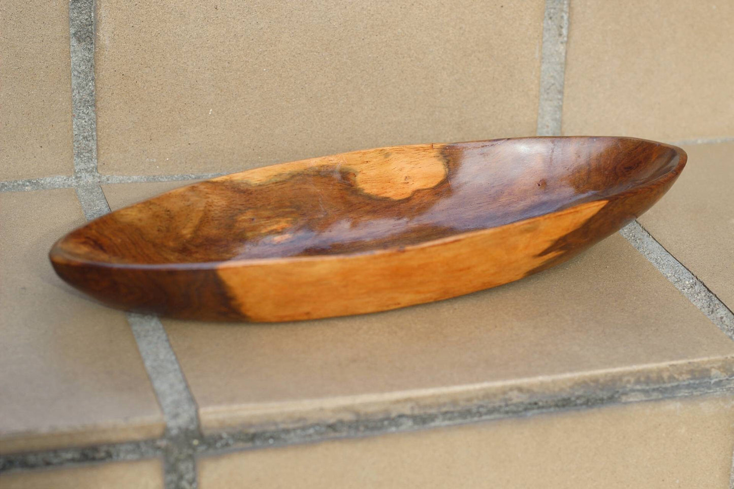 Set of 2 Beautiful Wood grain Bowls. 1 Made from ironwood, 1 made from Teak wood. African table centerpieces. Mozambique handmade Art Decor