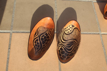 Set of 2 Zebra and Giraffe African animal print Bowls. Oval Painted Mukwa wood table centerpieces. Mozambique handmade Art Decor gifts