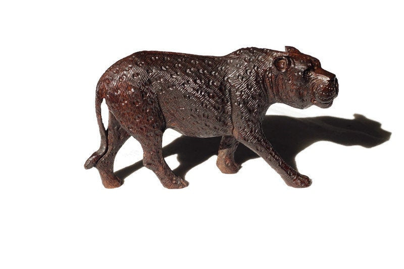 Dark Brown Ironwood Handcarved Leopard figurine. Zimbabwean Lifelike Carving.I love cats gifts, Big Five Animals. Express Shipping Worldwide