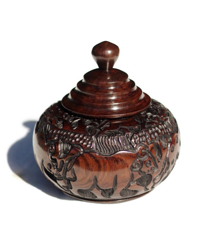 Animal Theme Art Iron Wood Hand Carved Storage Bowl. Circular Rings lid and African big 5 animals basin with Tree Carvings. Ready to Ship