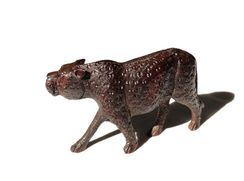 Dark Brown Ironwood Handcarved Leopard figurine. Zimbabwean Lifelike Carving.I love cats gifts, Big Five Animals. Express Shipping Worldwide