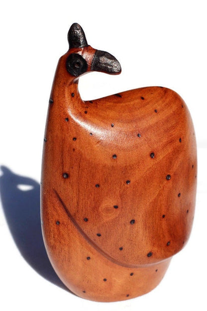 Aus Mopane-Holz geschnitzte Perlhühner, 4er-Set. Handgeschnitztes simbabwisches Vogel-Geschenkset als Dekoration für Ihr Zuhause.