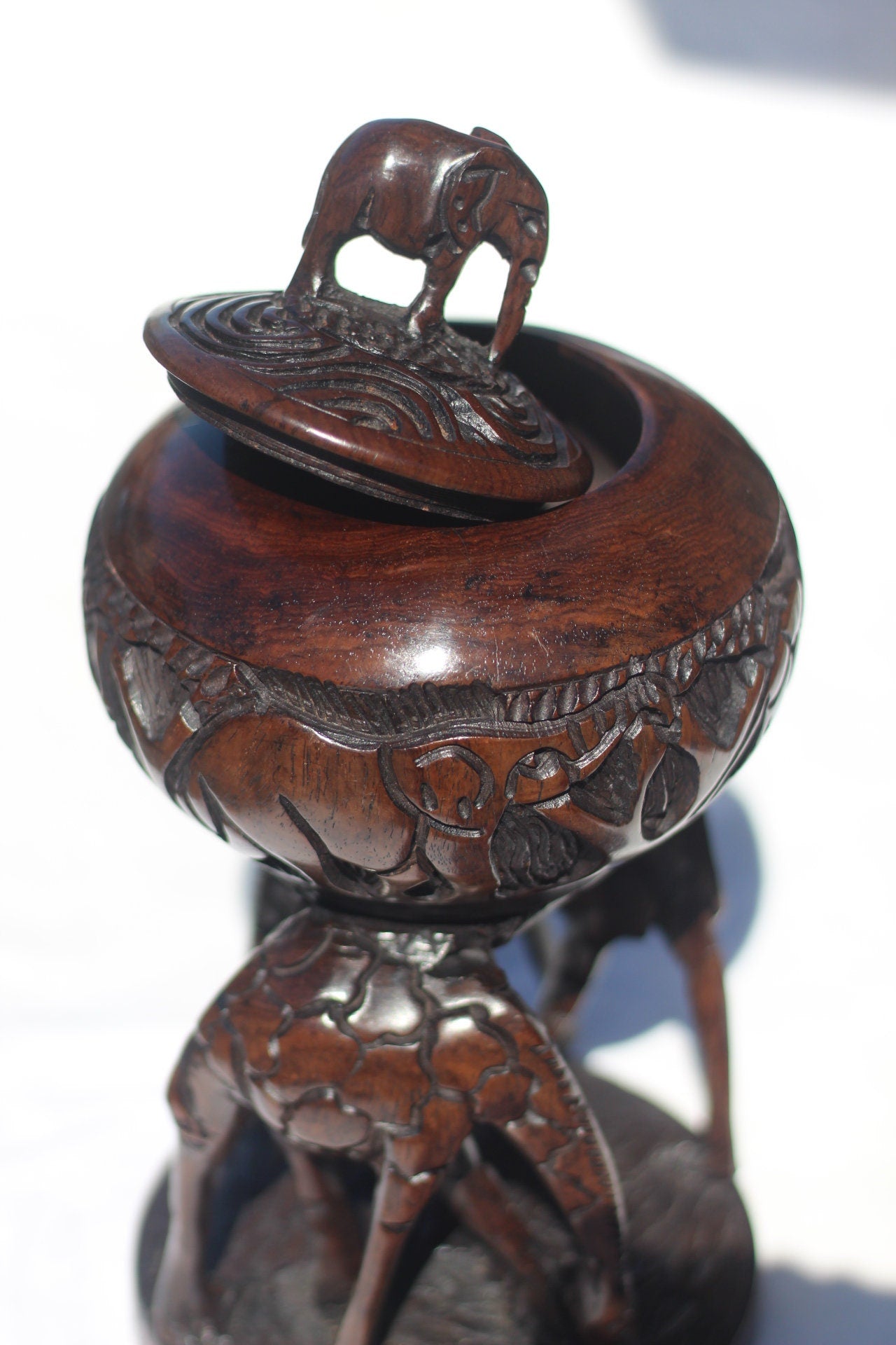 African big 5 themed bowl with Standing Elephant Lid on top of 2 Grazing Giraffes. Handcarved Malawian Ironwood Table Centrepiece Art gifts