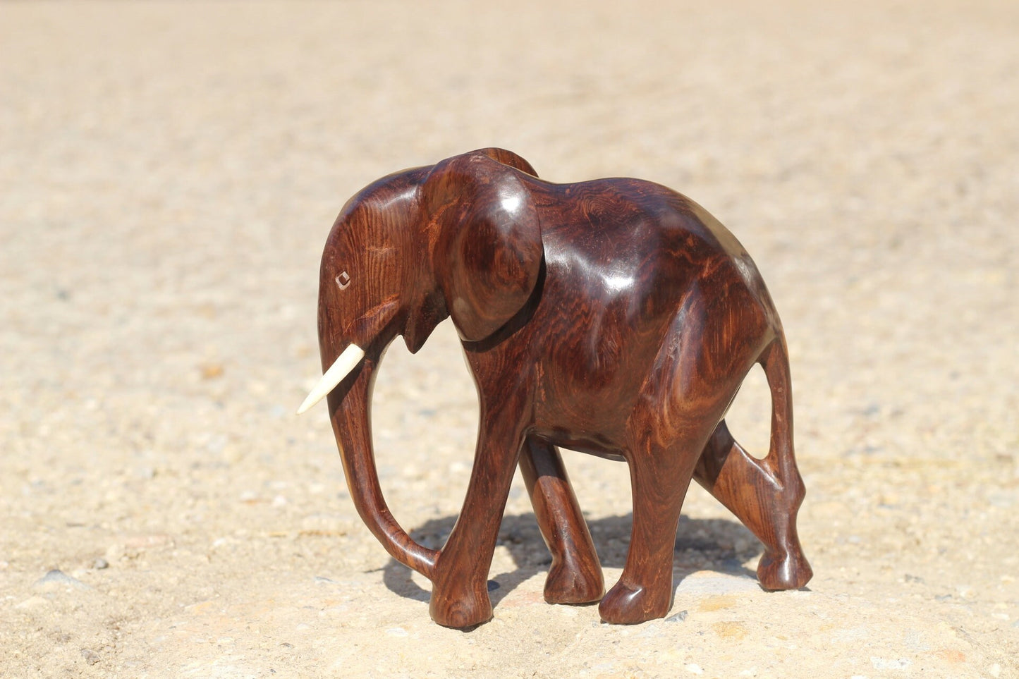 Zambian style New design Iron wood Walking Lifelike elephant figurines. Smooth Carved animal sculpture for home deco,African art gift.