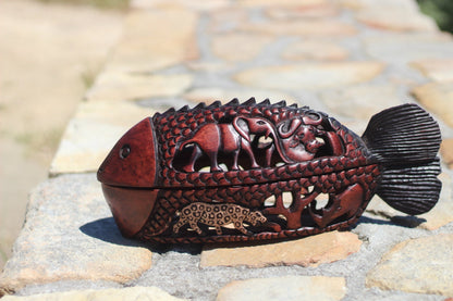 Brown and Black Fish Shape Olive Wood Basket. Zimbabwe Handcarved and Gouged African Big Five Animals. Amazing Table Decor Centrepiece