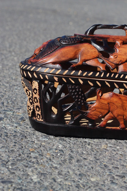 Large Olive Wood Basket with lid. Handcarved Africa Big Five Animals, amazing Table Centerpiece. Handmade in Zimbabwe Ready to Ship Art Gift