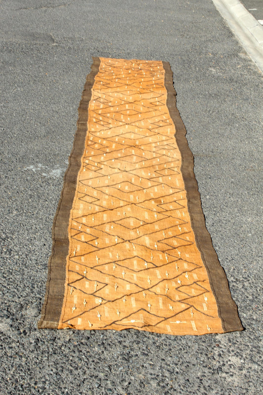 500cm/ 196inches Vintage Congolese Kuba Cloth Rug/throw. Orange and Black with Cowrie Shells, Long Dining table decor. DIY Cushions