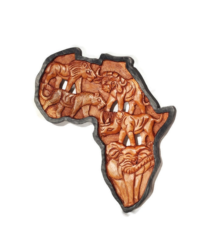 Large 50cm Mukwa wood Big Five Zambian Hand Carved African Map wall hanging. Potassium polished dark edges light brown home/Office Decor