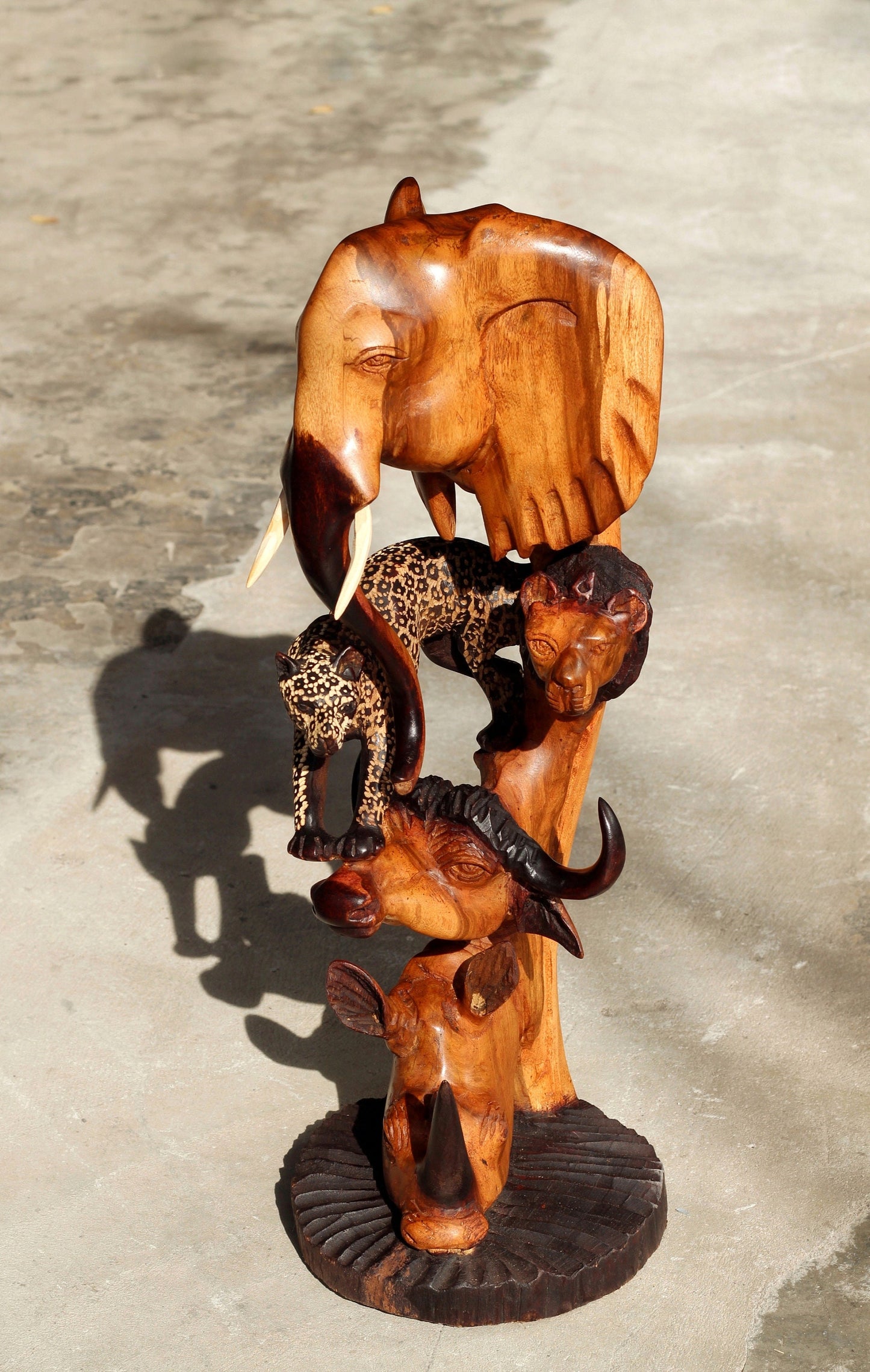 Large Light Brown Olive Wood Carved lifelike Big 5 Animals tower. Full Body Gouged Leopard, Lion, Buffalo, Rhino and Elephant Head Art Decor