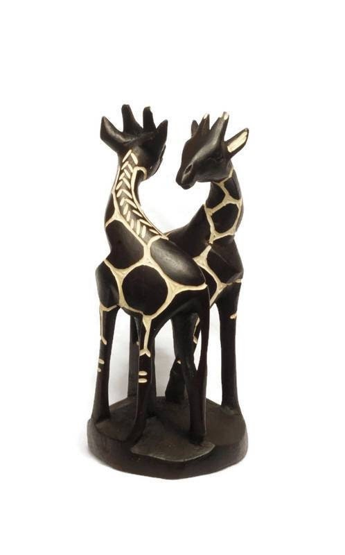 Figurine d'art en bois de Jakaranda, amoureux des girafes. Sculpture zimbabwéenne sculptée à la main pour la décoration de la maison/du bureau. Cadeaux de fiançailles/mariage africains uniques