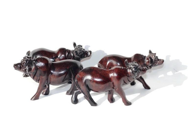 Smooth Fine Art Carved Buffalo herd of 4. Dark brown ironwood interior/Office Décor. Walking life like sculpture 13×7cm. Ready to Ship Gift