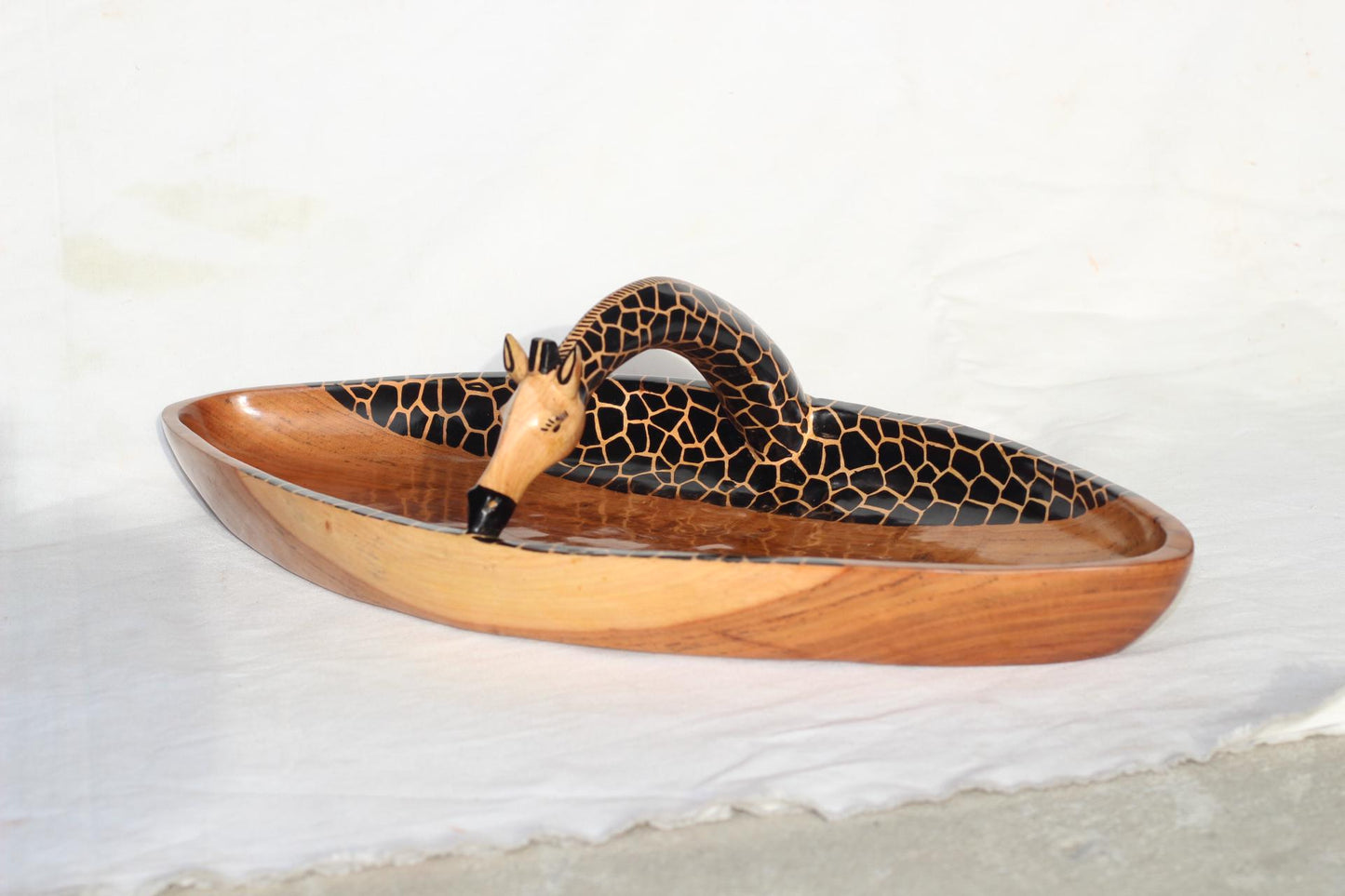 Large Giraffe Neck Handle animal print Teak wood Bowls. Oval shaped Painted table centerpiece. Mozambique handmade Art Decor Christmas gifts