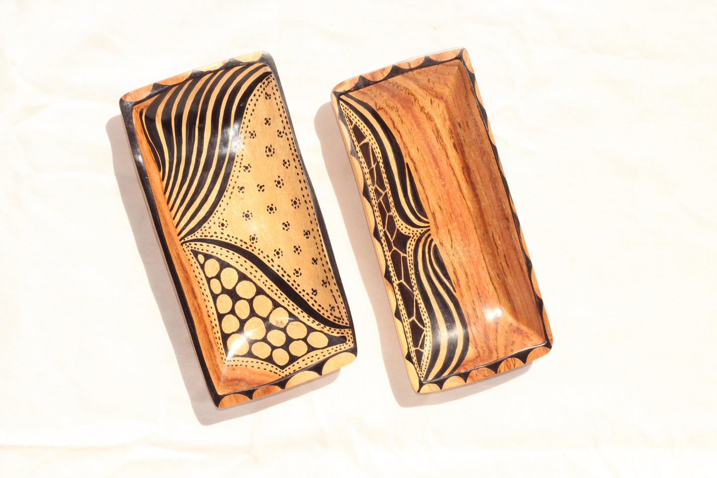 African Teak Wood Painted Bowl/tray Pair. Zebra and Giraffe animal print themed carved Brown wooden bowls. Christmas gifts ready to Ship