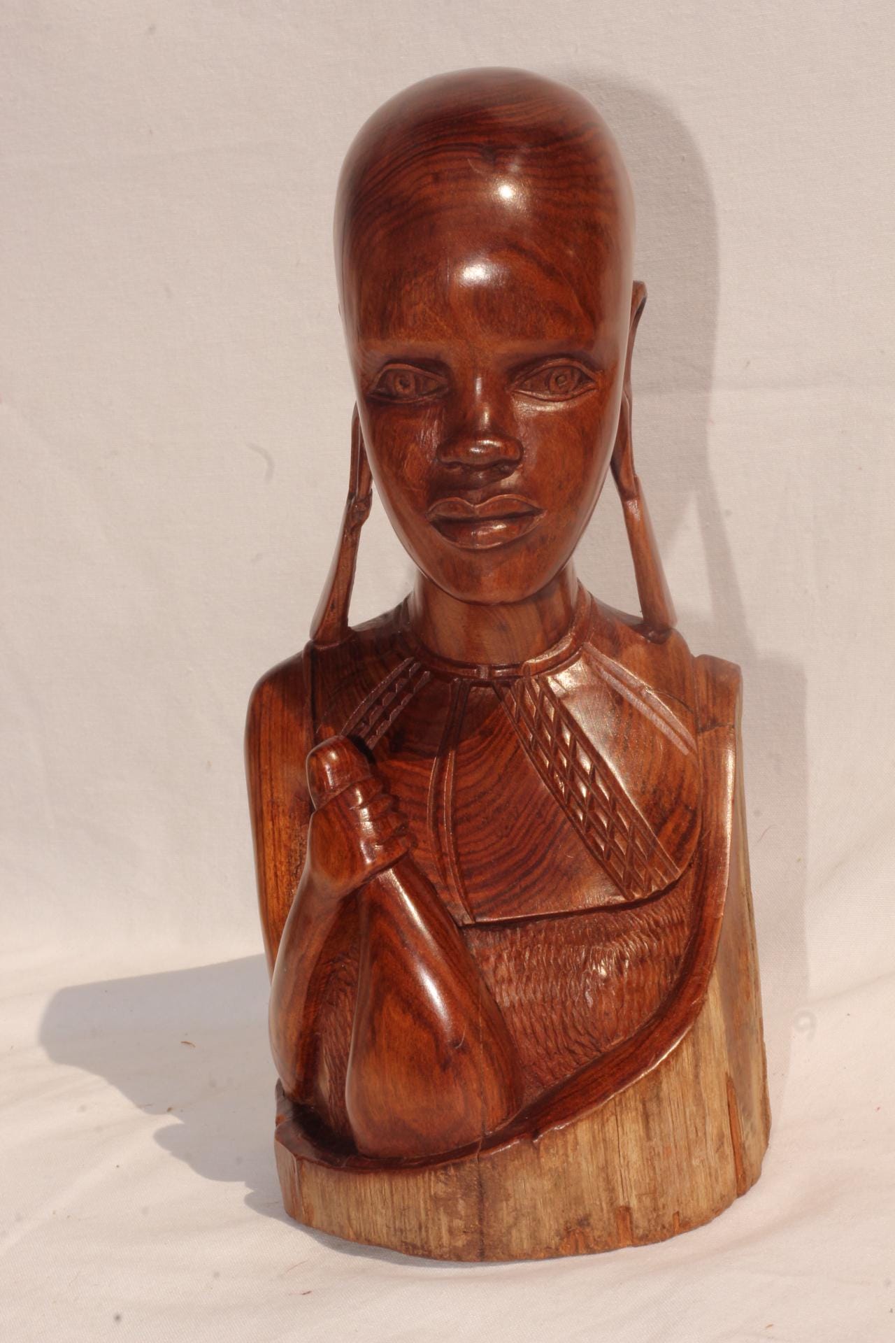 African Masaai King and Queen Art Gifts. Smooth Carved Mozambiquean Elle Sandalwood half Body Couple Sculptures. Beautiful Wood Grain Decor