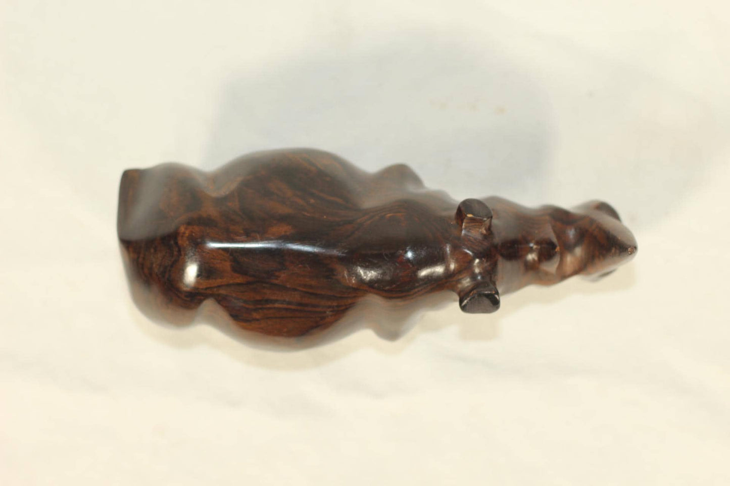 17×8cm Zambian Ebony wood handcarved Rhino. Unique African Art Gifts, for home and office decor. Amazing Wood grain on Rhinoceros figurine.