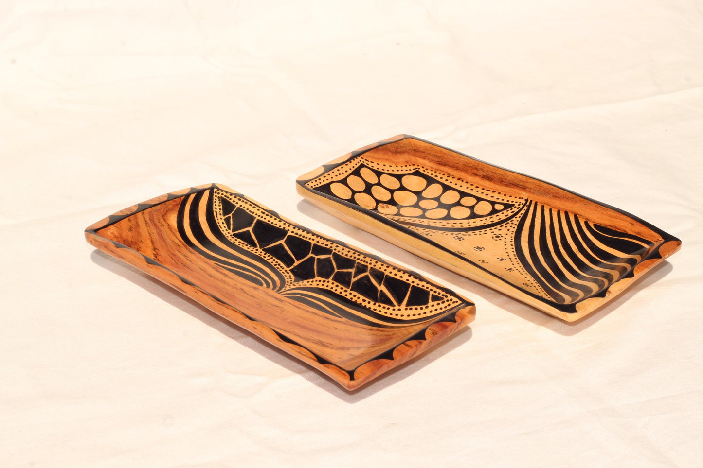 African Teak Wood Painted Bowl/tray Pair. Zebra and Giraffe animal print themed carved Brown wooden bowls. Christmas gifts ready to Ship