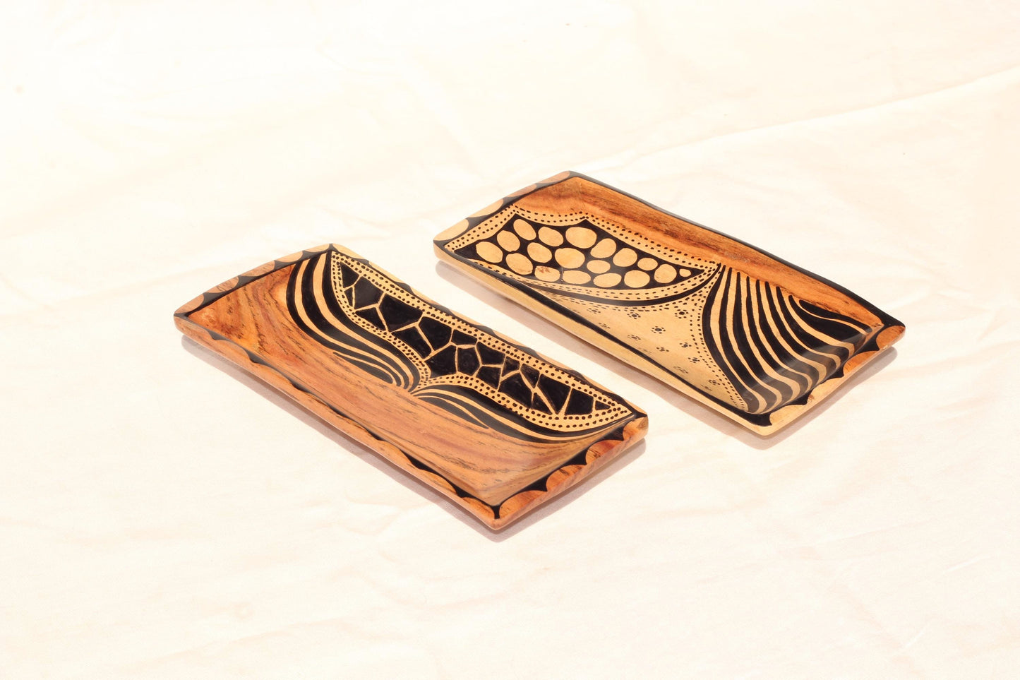 African Teak Wood Painted Bowl/tray Pair. Zebra and Giraffe animal print themed carved Brown wooden bowls. Christmas gifts ready to Ship