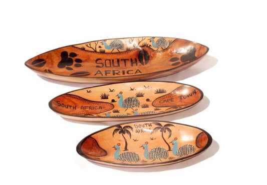 3 x Guinea Fowl South African Themed animal print Bowls. Oval shaped Painted Teak wood table centerpiece bowls. Mozambique handmade Art gift