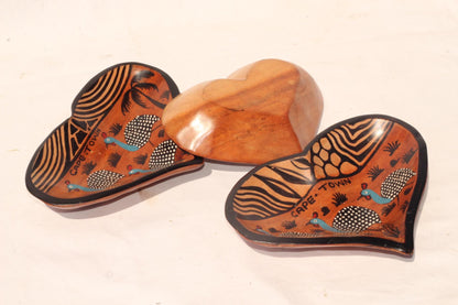 3 x Heart Shaped Guinea Fowl South African Theme animal print Bowls. Painted Teak wood table centerpiece bowls. Mozambique handmade Art gift