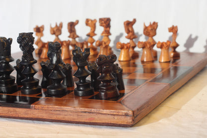 Minimalist Ebony and Mukwa Wood Chessboard with African big Five Animals pieces. Board games Art gifts, shipping Express from South Africa.