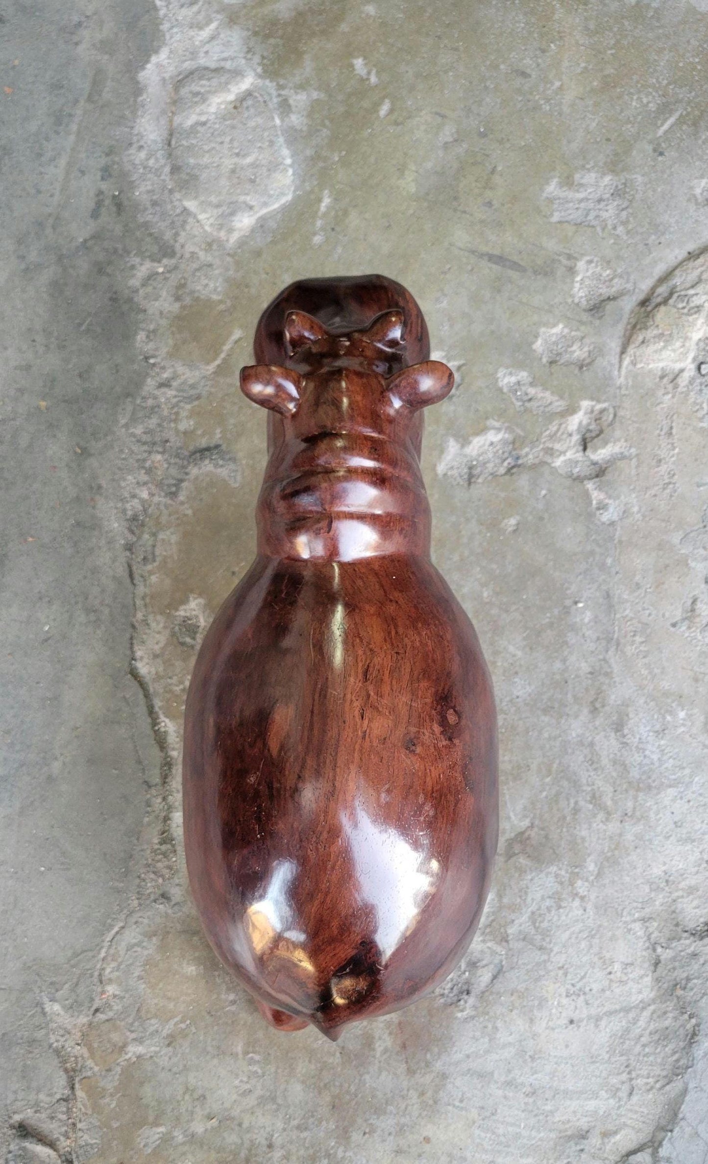 Dark Brown Lifelike smooth Iron Wood Hippopotamus Masterpiece. African Hand carved Hippo Art figurine / Decor. Weighs 3.5kgs, 35×17×13cm.