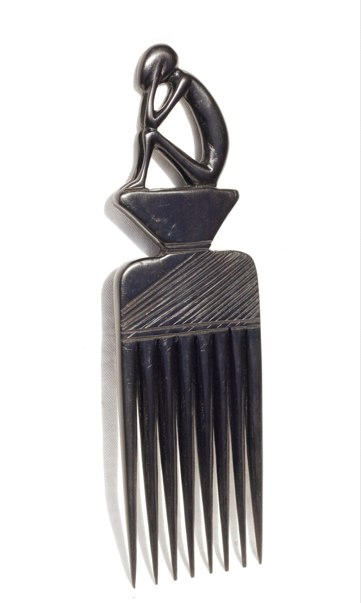 Peigne afro tanzanien en bois d'ébène véritable, sculpté à la main, pour homme solitaire. Peignes d'art africain uniques, utilisés autrefois comme symbole d'amour.