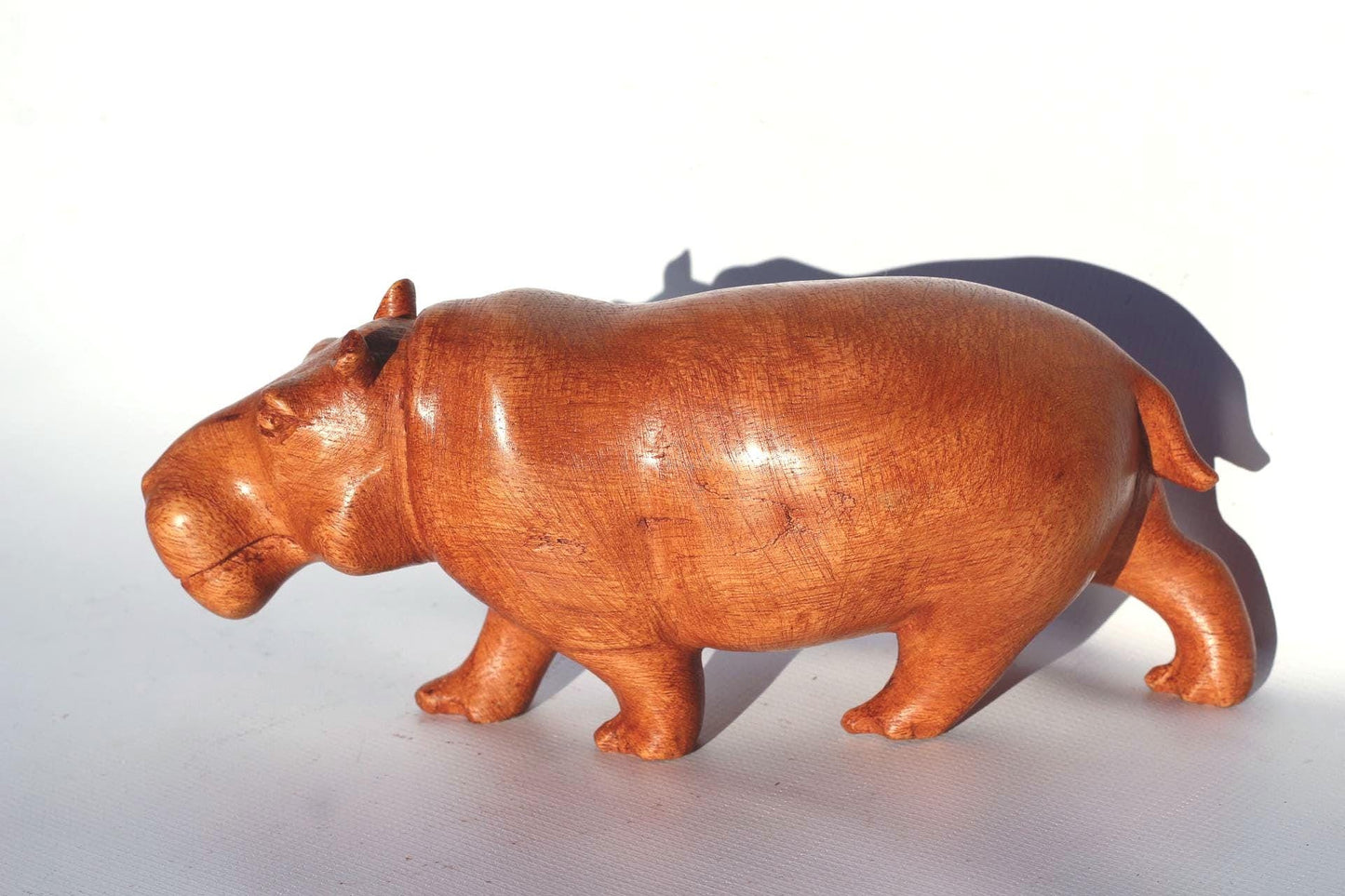 Mahogany Wood Life like walking Hippopotamus Masterpiece. African Hand carved Hippo Art figurine. Safari decor gifts ready to Ship. 25×11cm