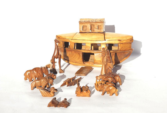 Noah's Ark handmade wood art.  33×10×10cm vessel with 18 pieces animals pairs figurines including Noah and his wife. Home/Office Décor gift